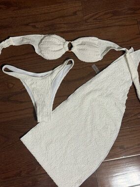T.J.Maxx White Textured Seersucker-Style Bikini Set